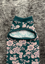 Load image into Gallery viewer, Hoodie de coton biologique (avec ou sans capuche) - Fleuri teal &amp; rose