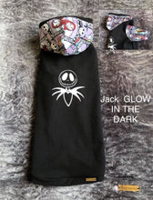 Load image into Gallery viewer, Chandail long à capuche - Jack glow in the dark